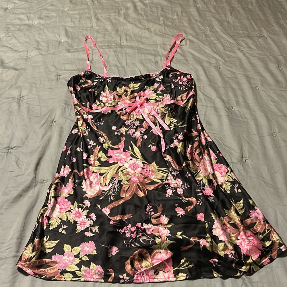 Victoria’s Secret Black Floral babydoll